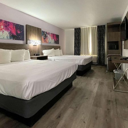 Quality Inn - Denton Bagian luar foto