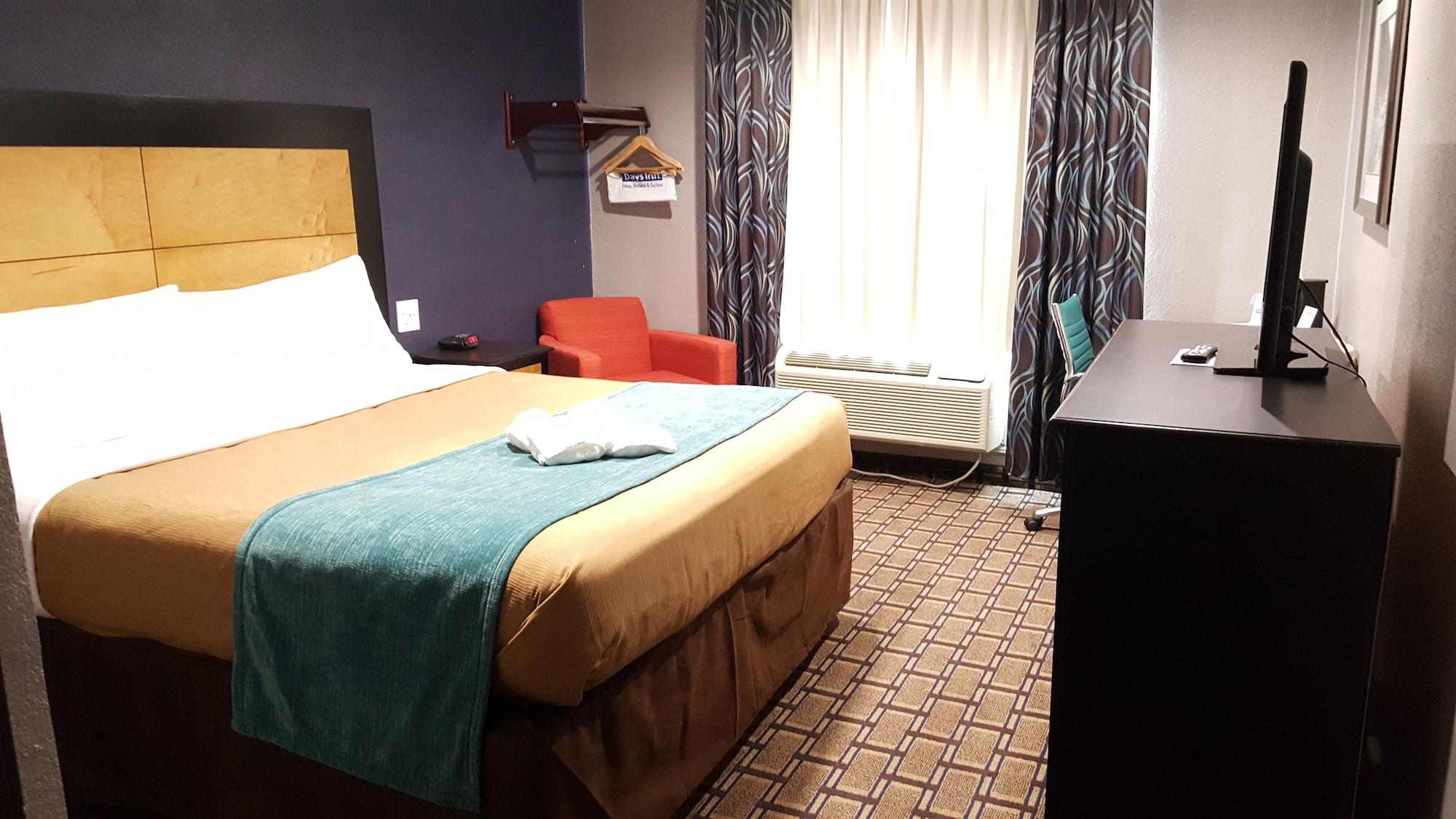 Quality Inn - Denton Bagian luar foto