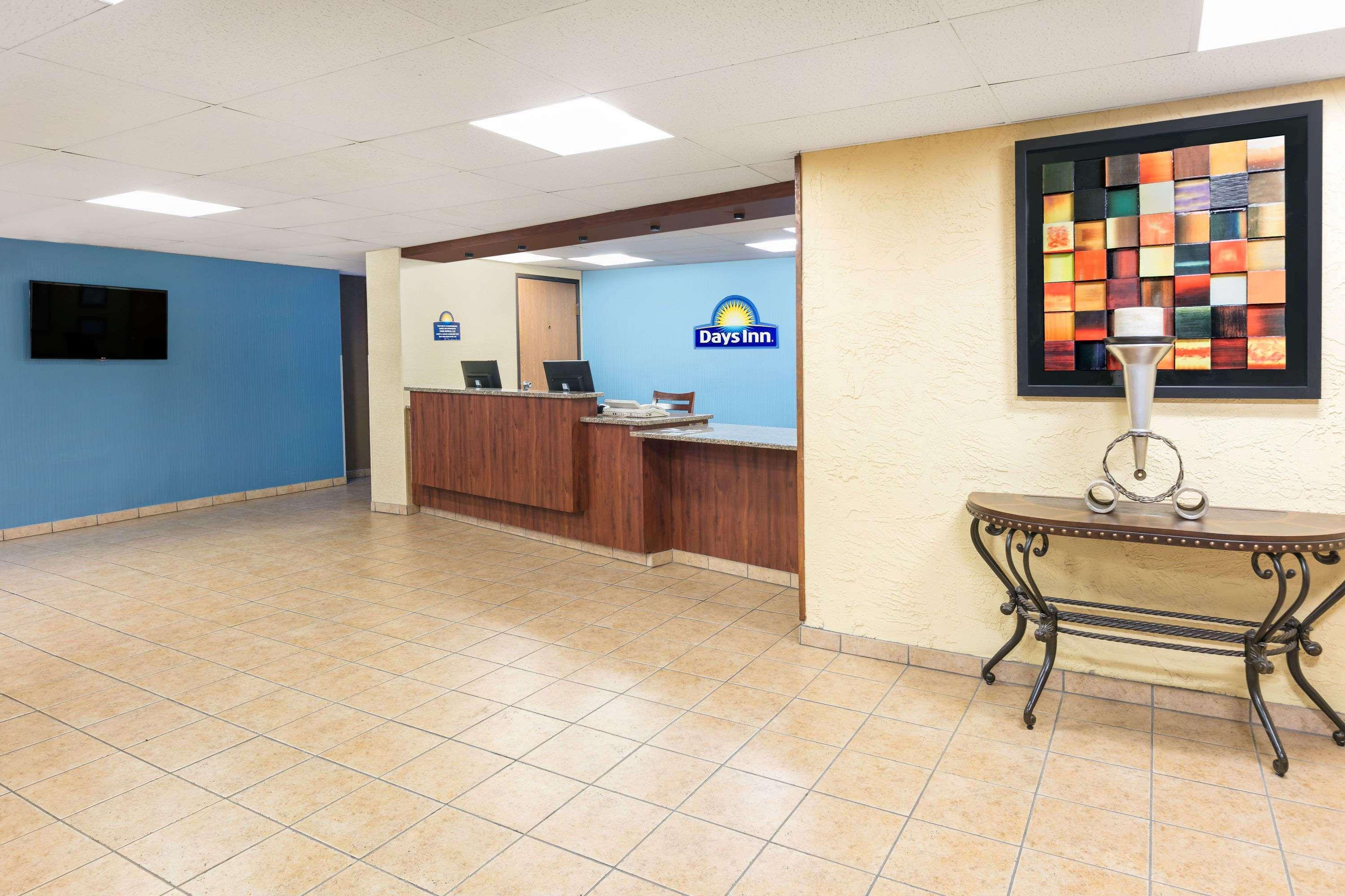 Quality Inn - Denton Bagian luar foto