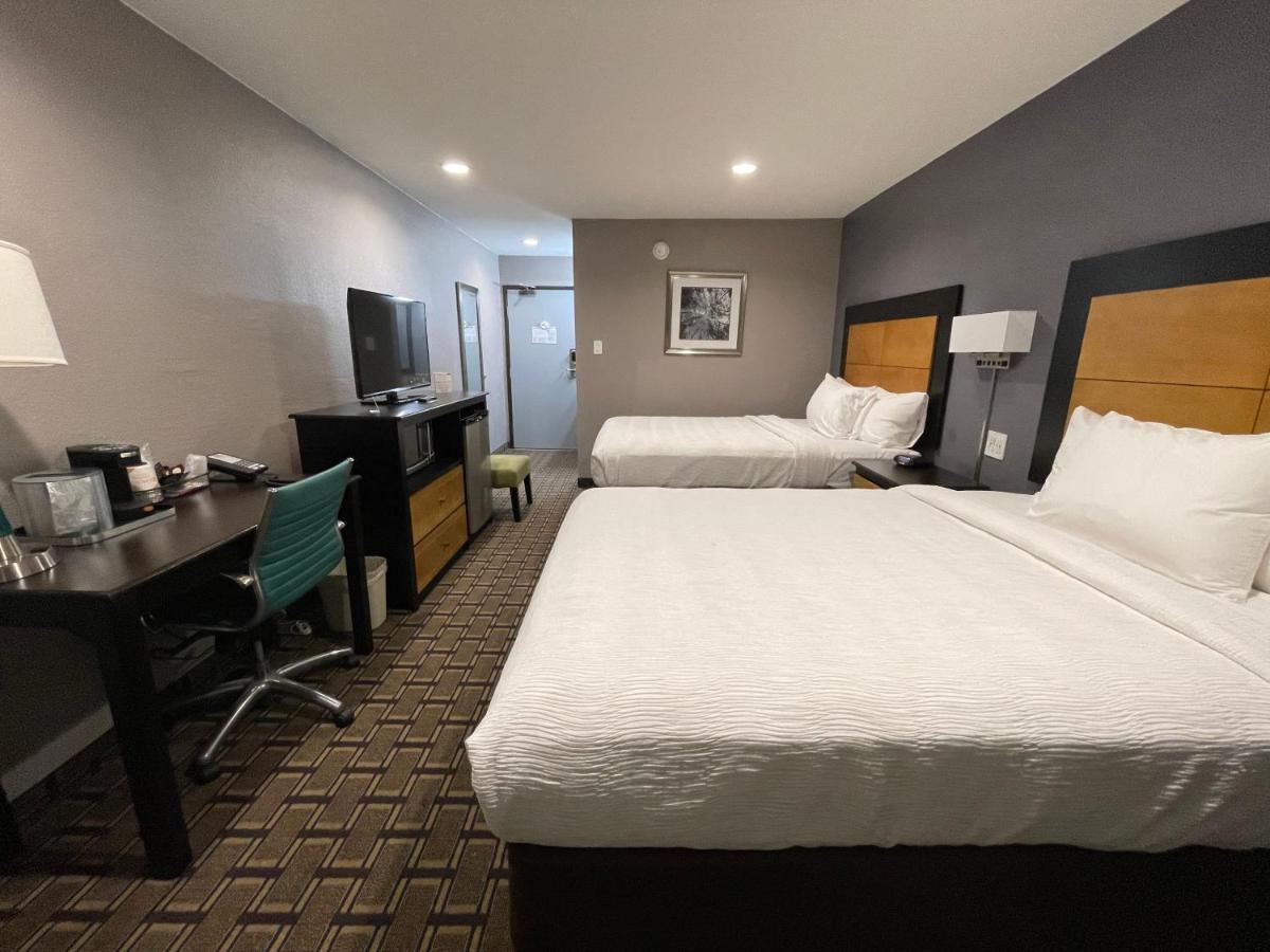 Quality Inn - Denton Bagian luar foto