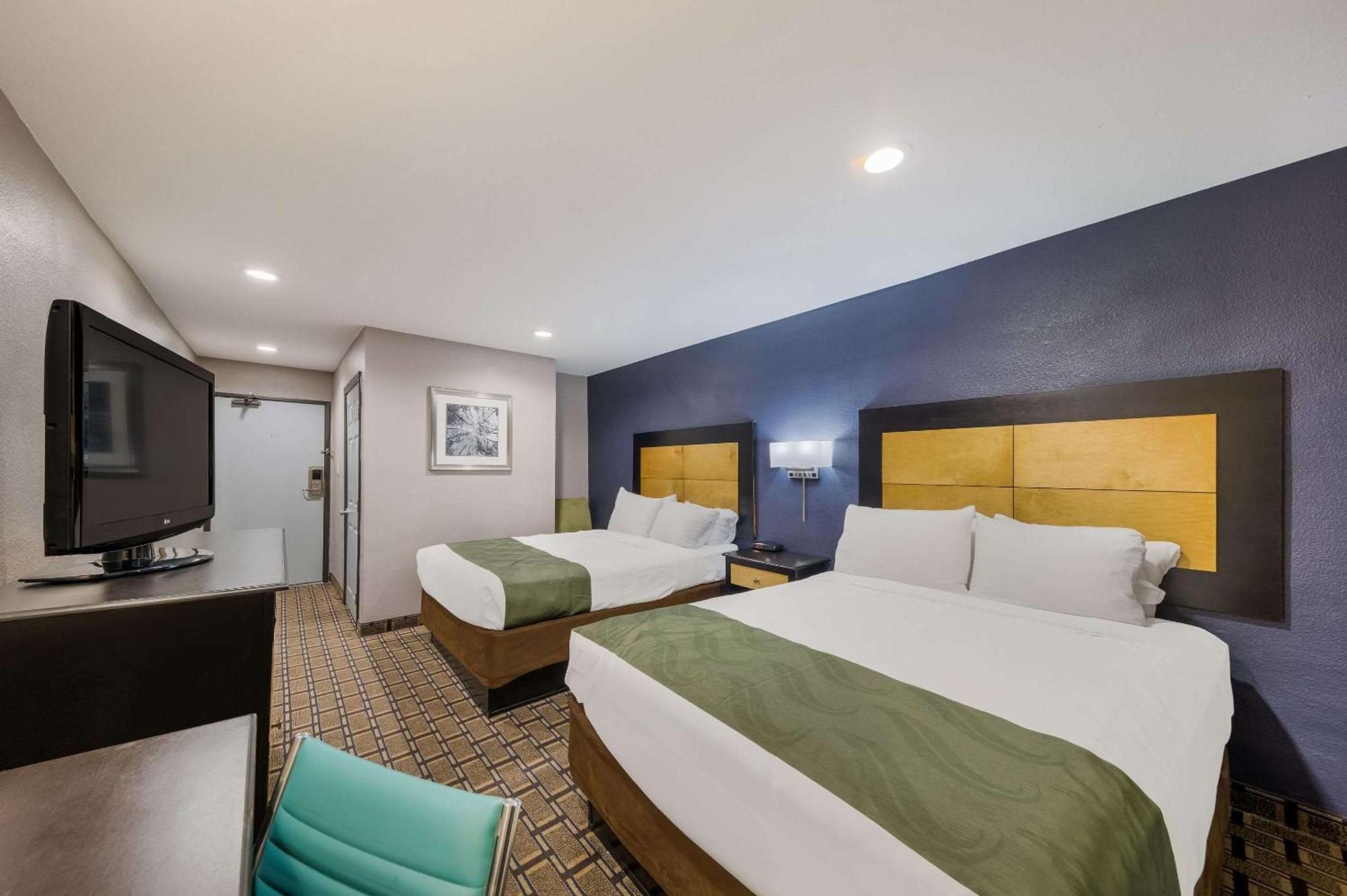 Quality Inn - Denton Bagian luar foto