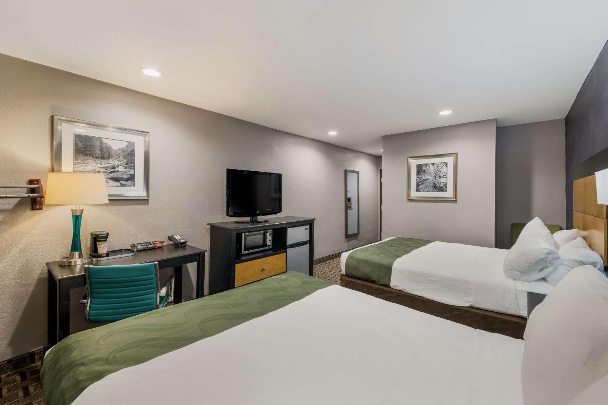 Quality Inn - Denton Bagian luar foto