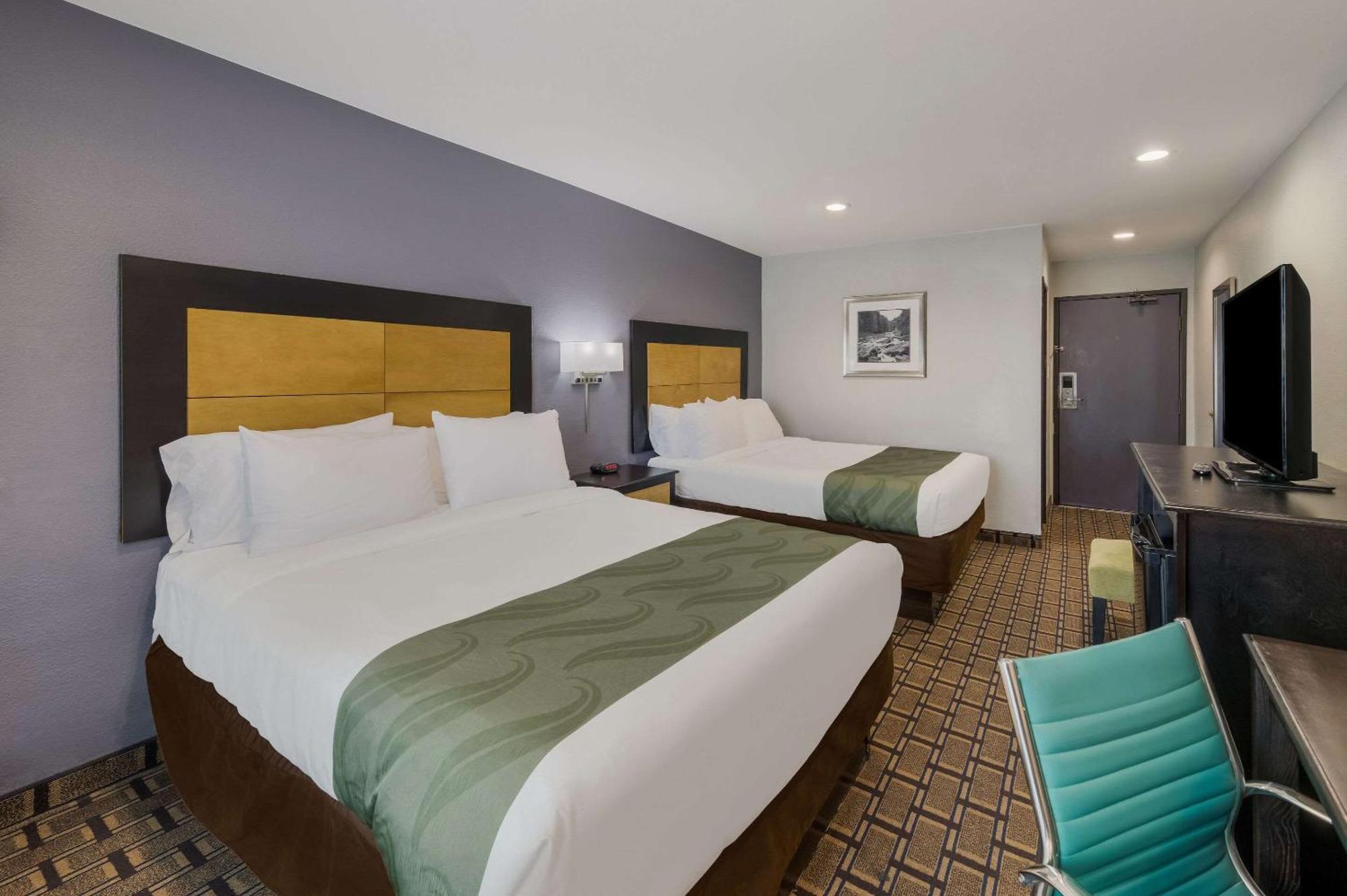 Quality Inn - Denton Bagian luar foto