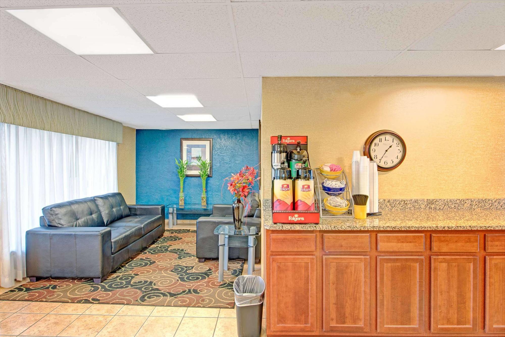 Quality Inn - Denton Bagian luar foto