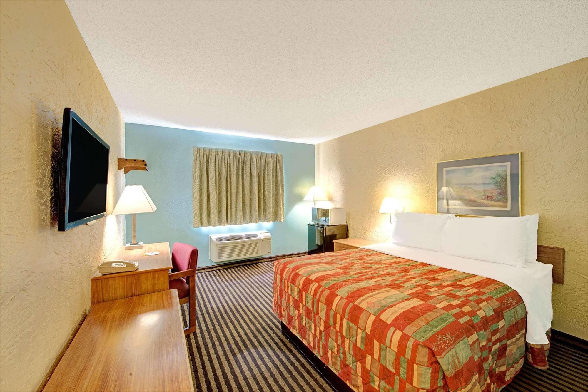 Quality Inn - Denton Bagian luar foto