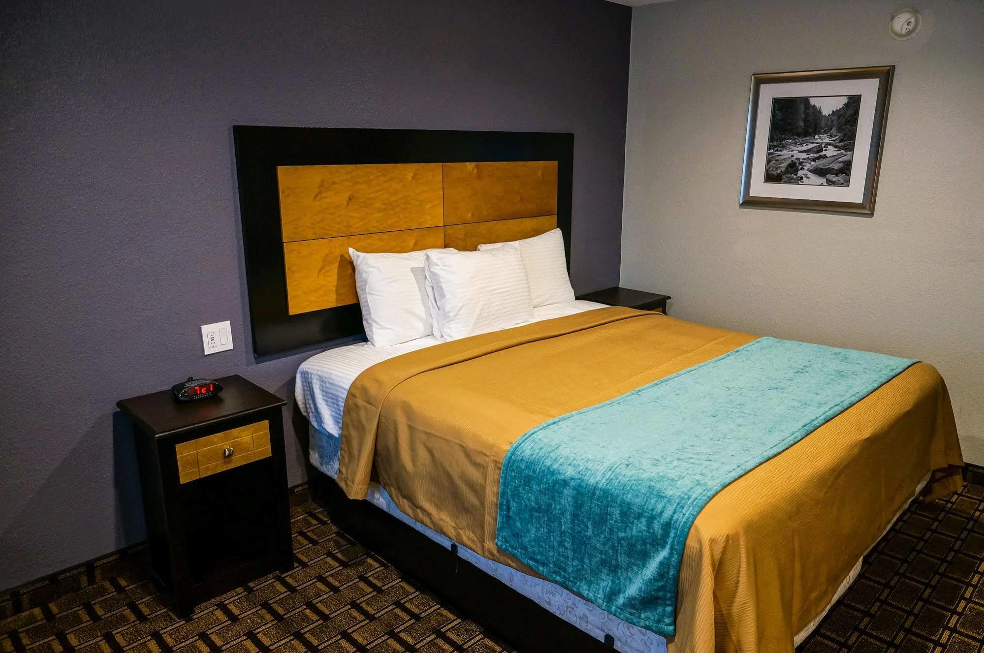 Quality Inn - Denton Bagian luar foto